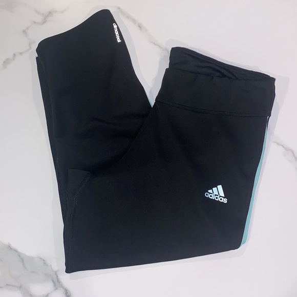 ‼️SALE‼️ ADDIDAS CLIMALITE CAPRIS LEGGINGS - Picture 3 of 7